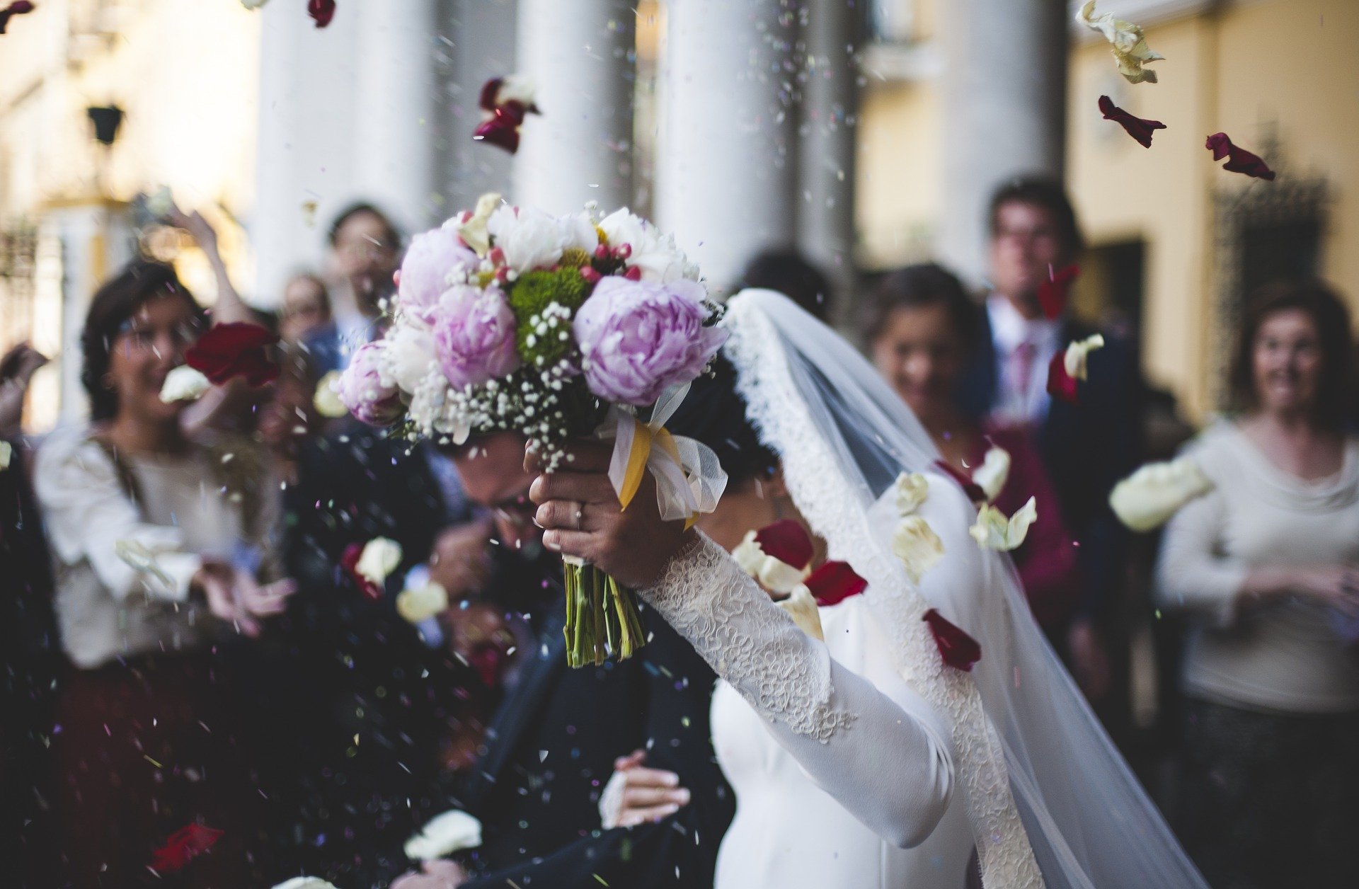 La imagen tiene un atributo ALT vacío; su nombre de archivo es boda.jpg