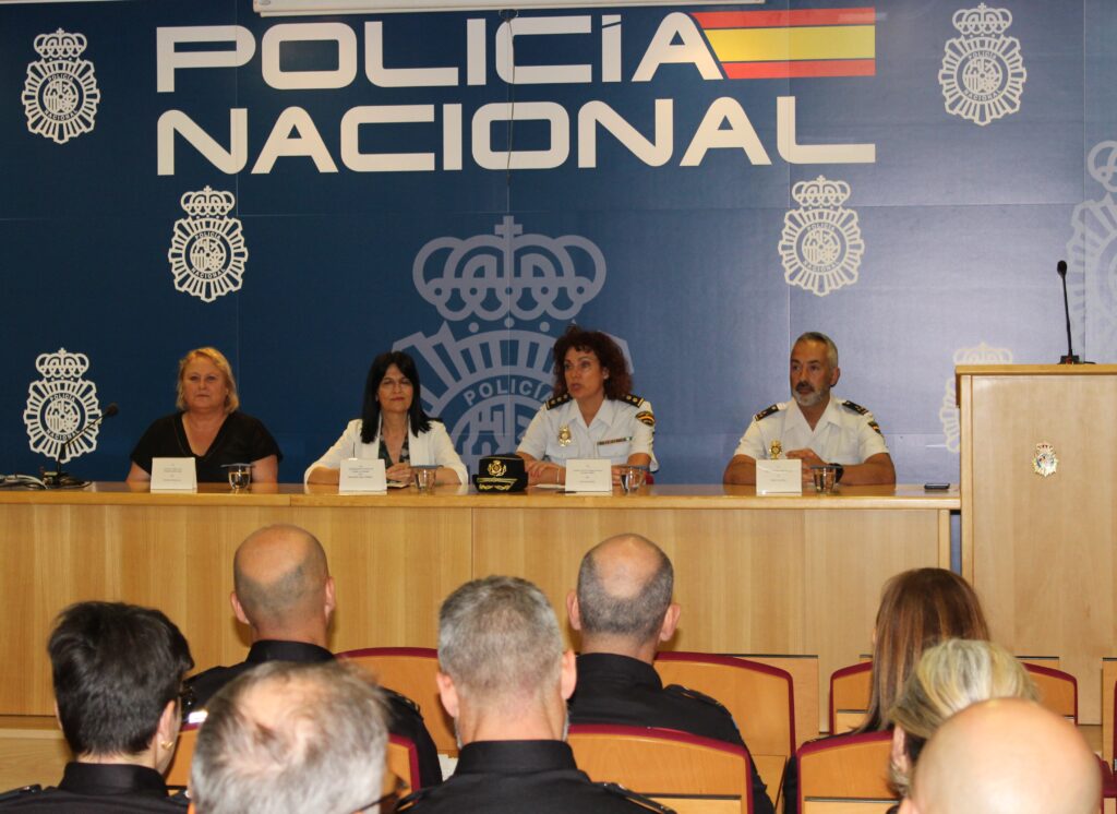 La-Policía-granadina-se-prepara-contra-la-violencia-de-género