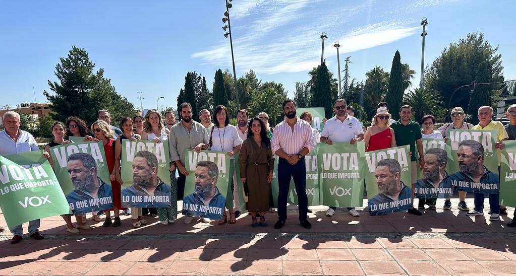 Jacobo-González-Robatto-inicia-fuerte-la-campaña-del-23-J