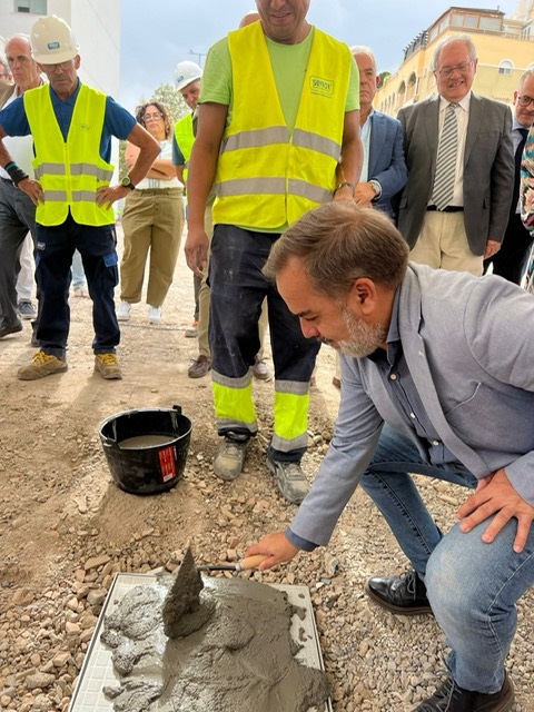 El-PSOE-feliz-con-el-inicio-de-las-obras-de-Santa-Adela