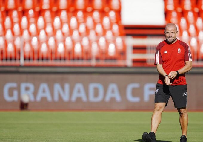 Paco-López-: "-No-vale-preocuparse,-sacaremos-rendimiento-a-lo-que-tenemos"