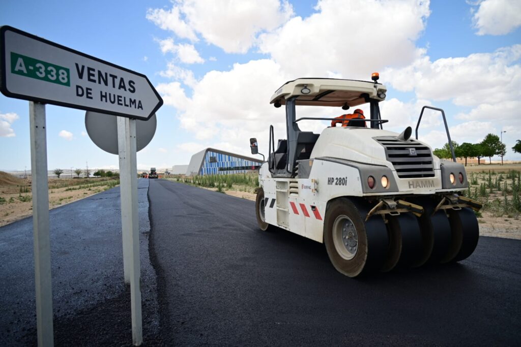 La-Junta-adjudica-la-obra-de-ensanche-del-acceso-al-parque-tecnológico-de-Escúzar-por-2,5-millones