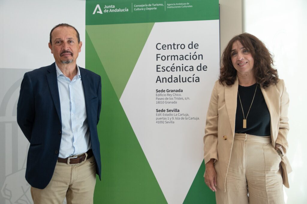 El-Centro-de-Formación-Escénica-estrena-encuentros-con-artistas-que-actuarán-en-el-Teatro-Alhambra