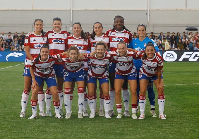 El-Granada-se-mantuvo-en-la-lucha-por-los-puntos-hasta-la-hora-de-juego,-pero-dos-goles-de-Toletti-acabaron-con-las-esperanzas-rojiblancas.