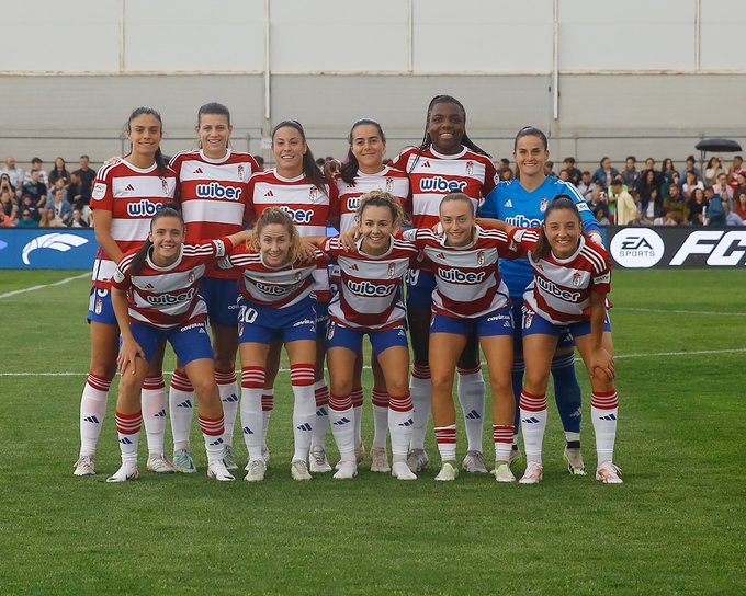 El-Granada-se-mantuvo-en-la-lucha-por-los-puntos-hasta-la-hora-de-juego,-pero-dos-goles-de-Toletti-acabaron-con-las-esperanzas-rojiblancas.