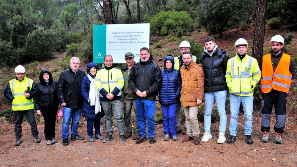 Situadas-en-pleno-Parque-Natural-Sierra-de-Huétor,-las-abandonadas-minas-de-La-Encina-suponían-un-importante-riesgo-para-sus-visitantes