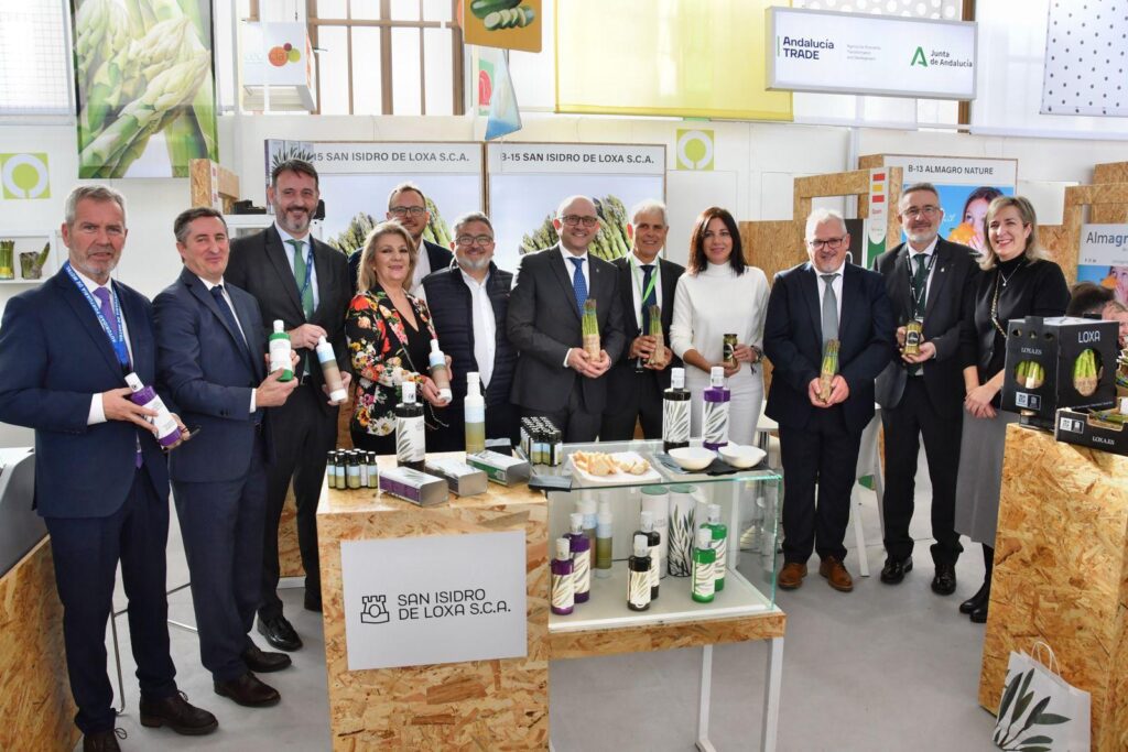 La-delegada-de-Agricultura-apoya-a-las-empresas-granadinas-que-participan-en-Fruit-Logística-2024