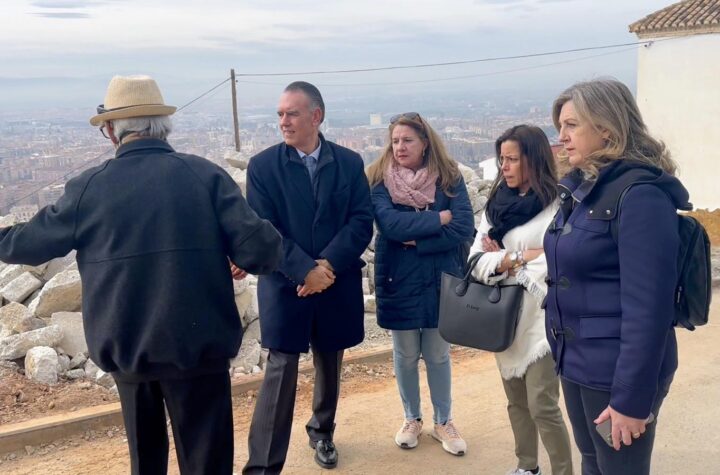 VOX-denuncia-el-alarmante-estado-de-abandono-del-Barranco-del-Abogado