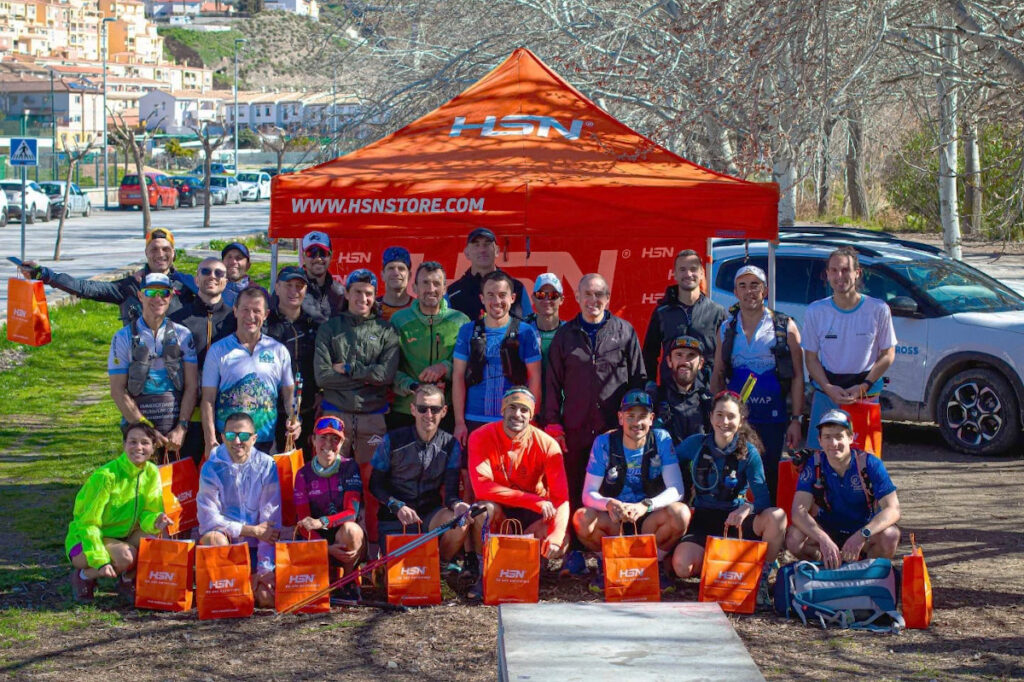 Cerca-de-50-atletas-participan-en-un-fin-de-semana-dedicado-al-entrenamiento-técnico-sobre-el-recorrido-de-la-prueba