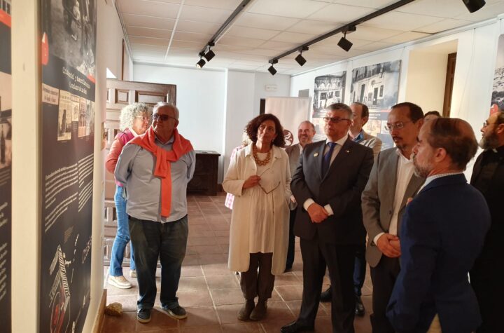 Inaugurada-una-exposición-sobre-el-patrimonio-histórico-artístico de-Guadix,-Baza-y-Huéscar