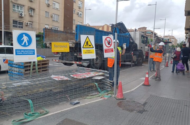 Esta-segunda-salida-estará-adecuada-para-los-usuarios-del-metro-como-acceso-a-la-Sala-Jiménez-Torrecillas-y-al-andén-de-los-trenes