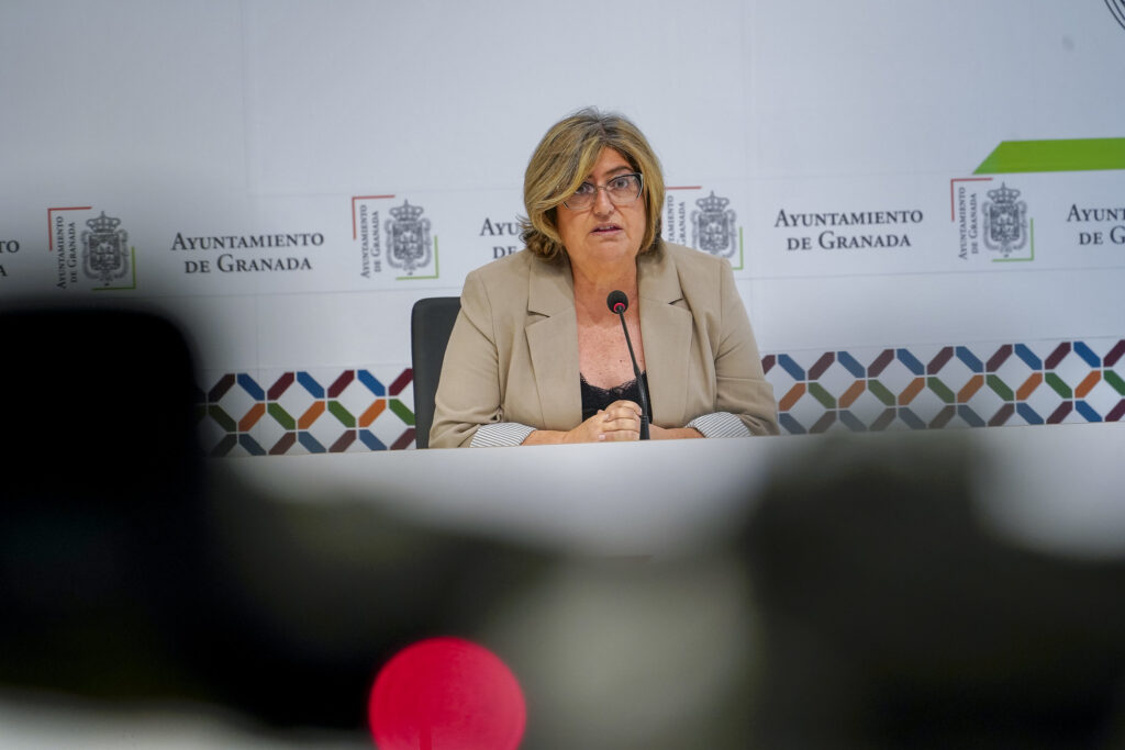 Ana-Muñoz-reclama-a-Carazo-que-reconsidere-esta-convocatoria-y-amplíe-el-plazo-de-solicitud-que-el-gobierno-socialista-estableció-en-60-días