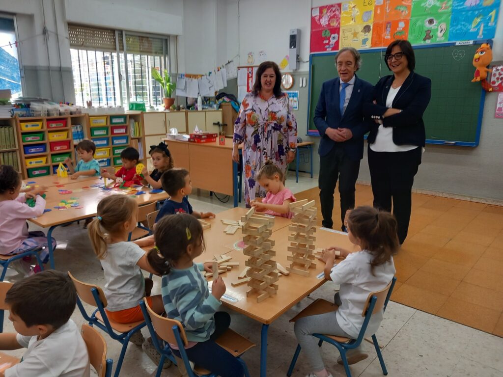 Se-trata-de-una-medida-de-gran-calado-desde-el-punto-de-vista-de-Salud-Pública,-que-en-Granada-protegerá-a-cerca-de-20.000-menores