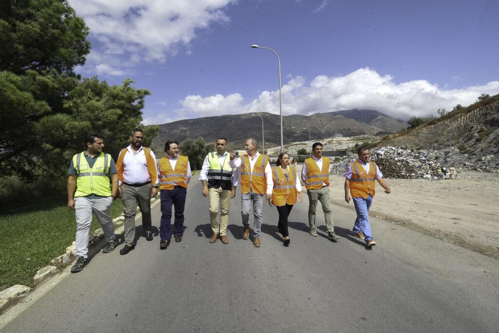 Francis-Rodríguez-ha-señalado-que-“seguiremos-trabajando-para-garantizar-que-Granada-se-mantenga-a-la-vanguardia-en-la-protección-del-medio-ambiente"