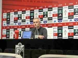 El-técnico-nazarí-reconoció-en-sala-de-prensa-que-se-esperaba-un-"partido-loco"-en-Castalia