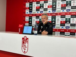 El-técnico-ha-comparecido-en-sala-de-prensa-un-día-antes-de-visitar-al-CD-Castellón