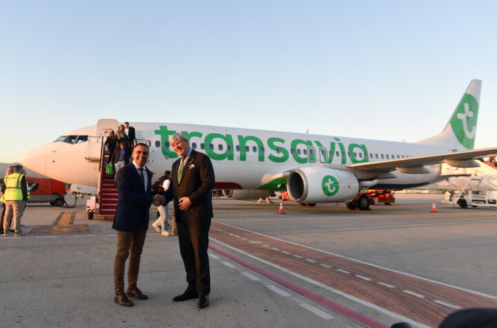 La-compañía-holandesa-Transavia-fletará-vuelos-los-lunes-y-viernes-por-la-tarde-con-el-fin-de-conectar-a-ambas-ciudades