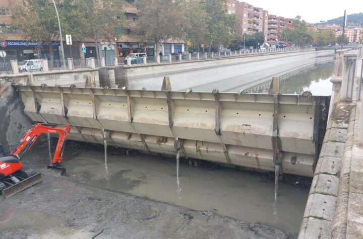 La-actuación-se-enmarca-dentro-del-programa-general-de-limpieza-y-mantenimiento-del-tramo-urbano-del-río-Genil