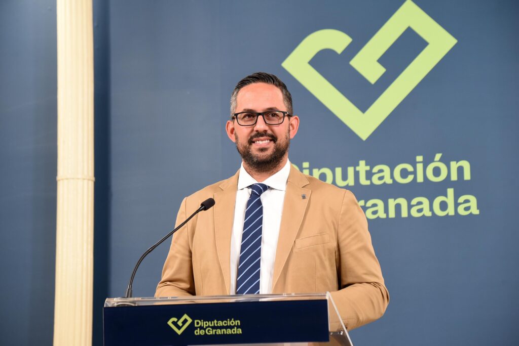 Antonio-Mancilla-ha-señalado-que-“esta-medida-contribuye-a-que-todos-los-municipios-puedan-cumplir-con-la-normativa-de-bienestar-animal"