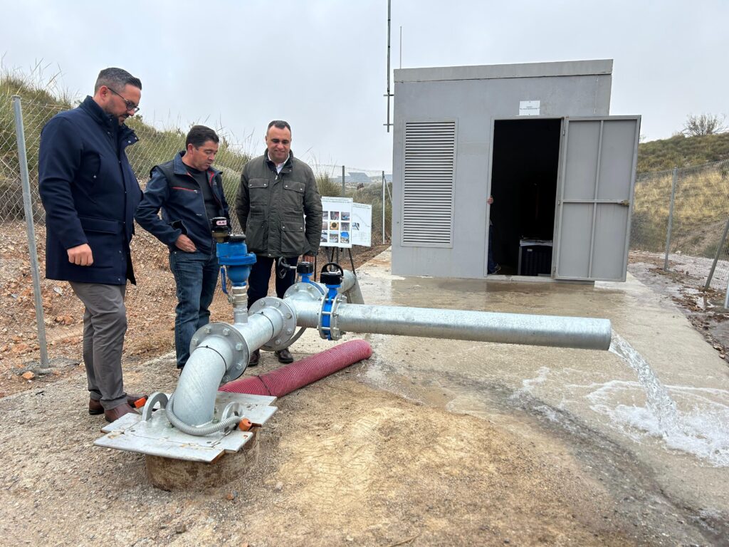 Francis-Rodríguez-ha-señalado-que-“esta-actuación-asegurará-la-cantidad-suficiente-de-agua-y-también-su-calidad"