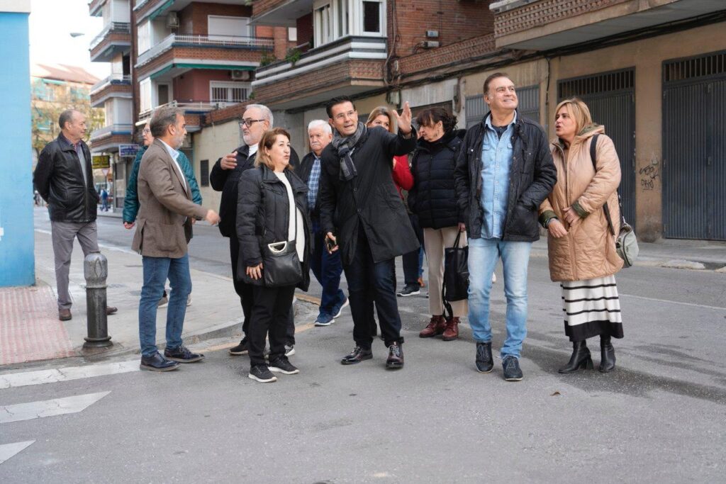 Paco-Cuenca-recuerda-que-durante-su-mandato-se-intervino-en-algunas-de-las-calles,-quedando-pendiente-una-siguiente-fase-que-el-PP-no-ha-previsto