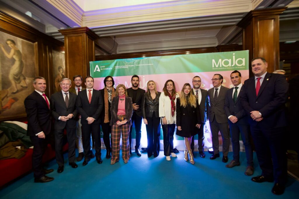 Catorce-centros-docentes-han-sido-reconocidos-con-estos-galardones-que-concede-el-Consejo-Escolar-de-Andalucía