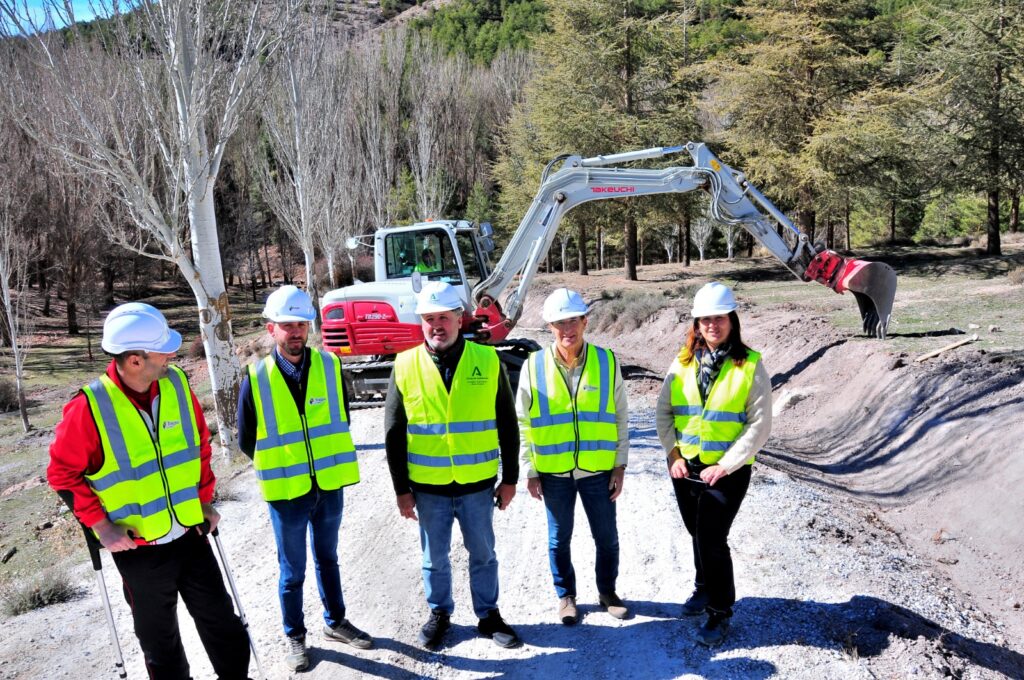 Las-actuaciones-suman-cerca-de-400.000-euros-para-la-modernización-en-vías-clave-para-la-prevención-de-incendios-y-el-acceso-al-Parque