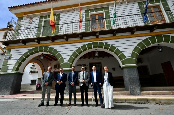 El-presidente-de-la-institución-provincial,-Francis-Rodríguez,-ha-señalado-que-“estas-obras-eran-una-reivindicación-de-los-vecinos-desde-hace-muchos-años-y-serán-una-realidad-gracias-a-este-Equipo-de-Gobierno”