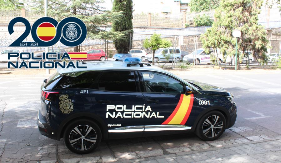 El-primero-de-ellos-se-encontraba-realizando-pintadas--mientras-el-segundo-colocaba-pancartas-de-cartón