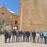 Expertos-en-patrimonio-realizan-una-visita-técnica-para-inspeccionar-el-templo-y-determinar-así-la-mejor-solución-para-restaurar-el-BIC