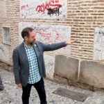 El-concejal-del-PSOE,-Juanjo-Ibáñez,-alerta-sobre-“una-plaga-que-va-in-crescendo”-y-que-está-poniendo-en-peligro-la-designación-del-barrio-como-Patrimonio-de-la-Humanidad-por-la-Unesco
